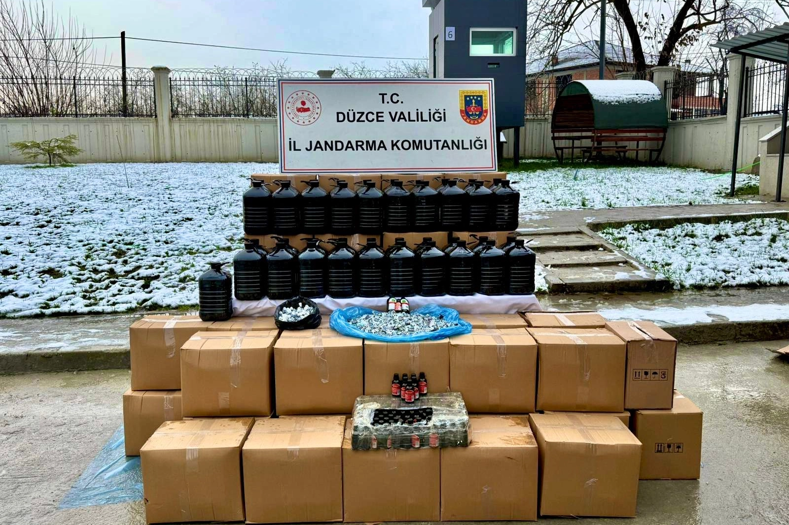 Düzce’de yılbaşı öncesi dev alkol operasyonu!