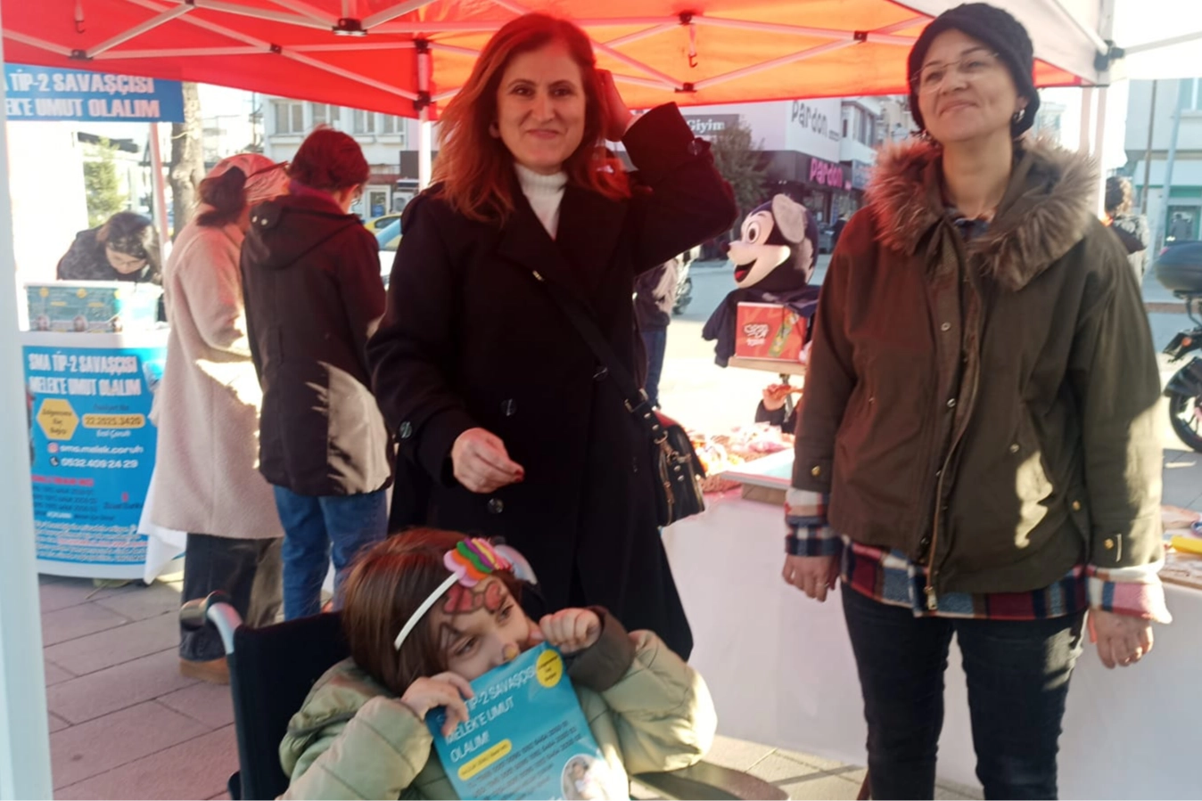 Edirne Keşan’da gönüllü öğretmenlerden SMA hastası Melek’e destek