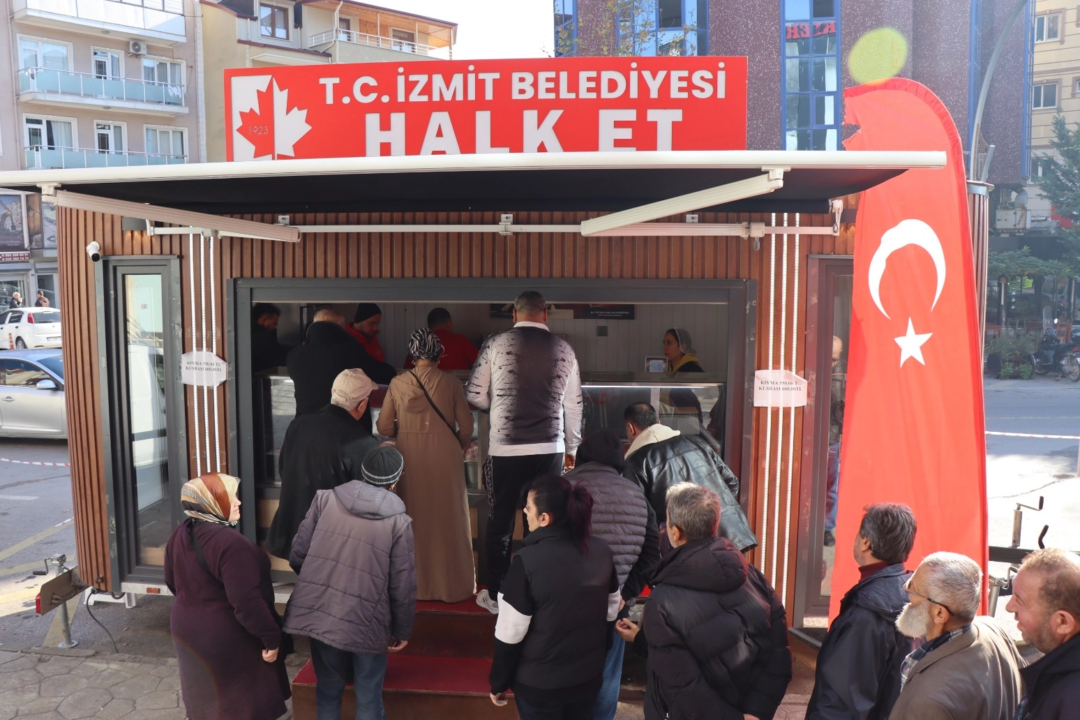 İzmit’te Halk Et’te yeni durak Kuruçeşme oldu