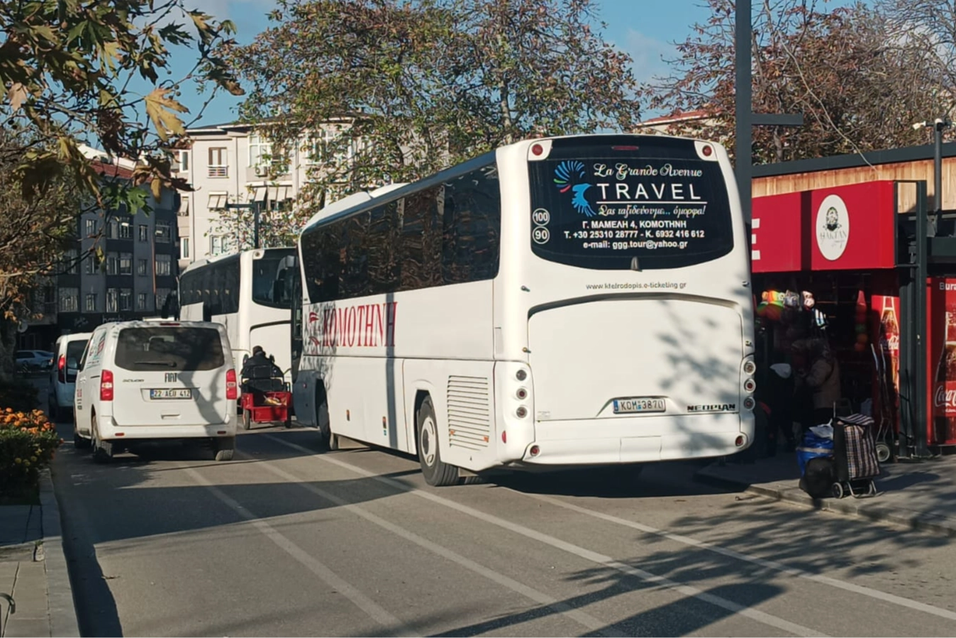 Keşan’da otobüs parkları trafiği kilitliyor!
