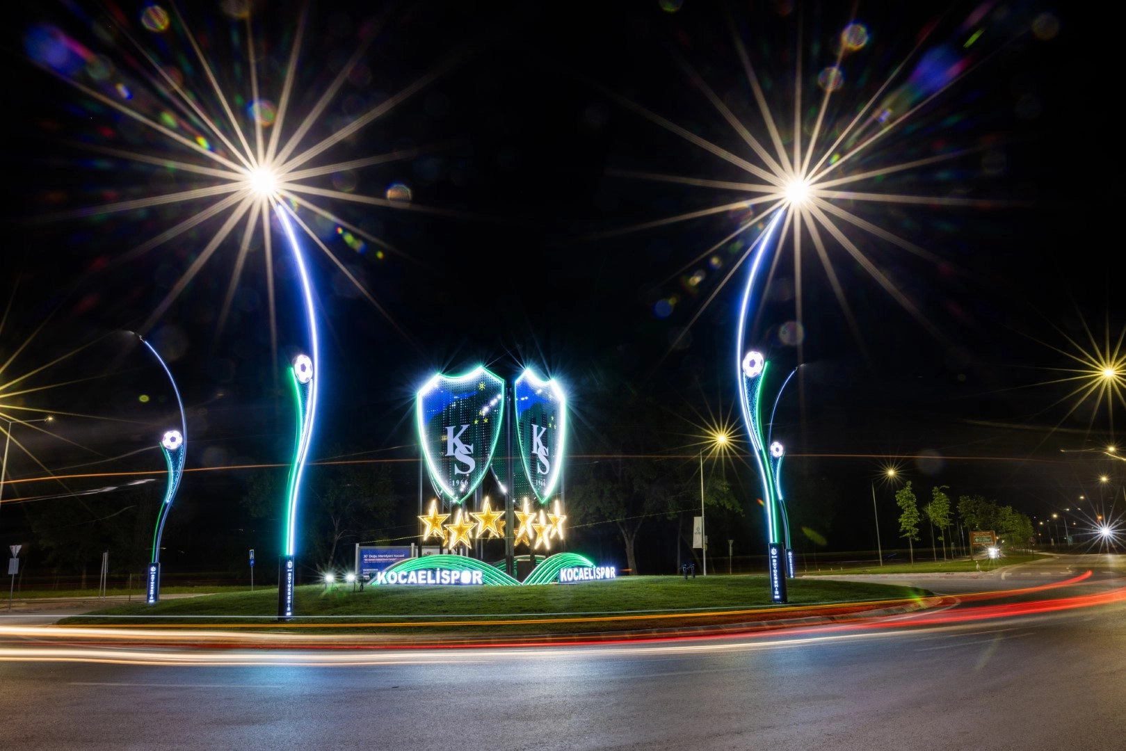 Kocaeli’nin projeleri gece-gündüz şehrin ruhu yansıtıyor