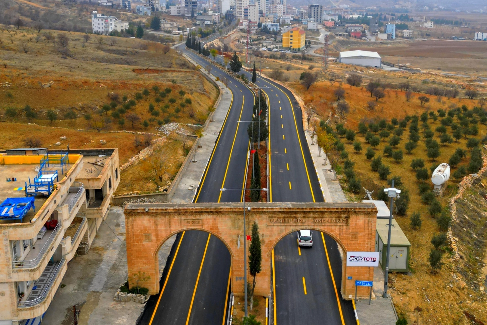 Mardin Yeşilli’de yol seferberliği