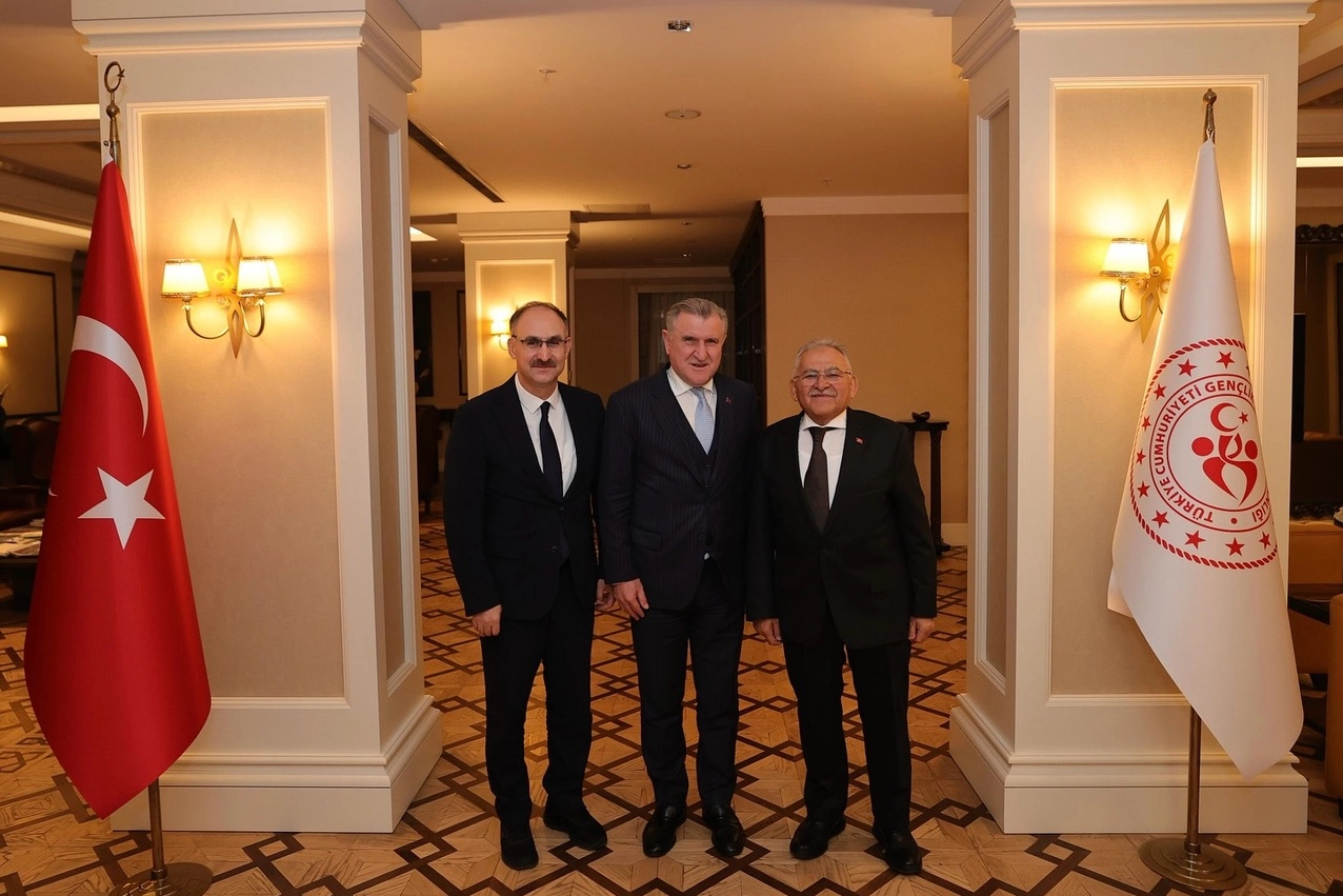 Memduh Büyükkılıç’tan ‘Ankara’ çıkarması