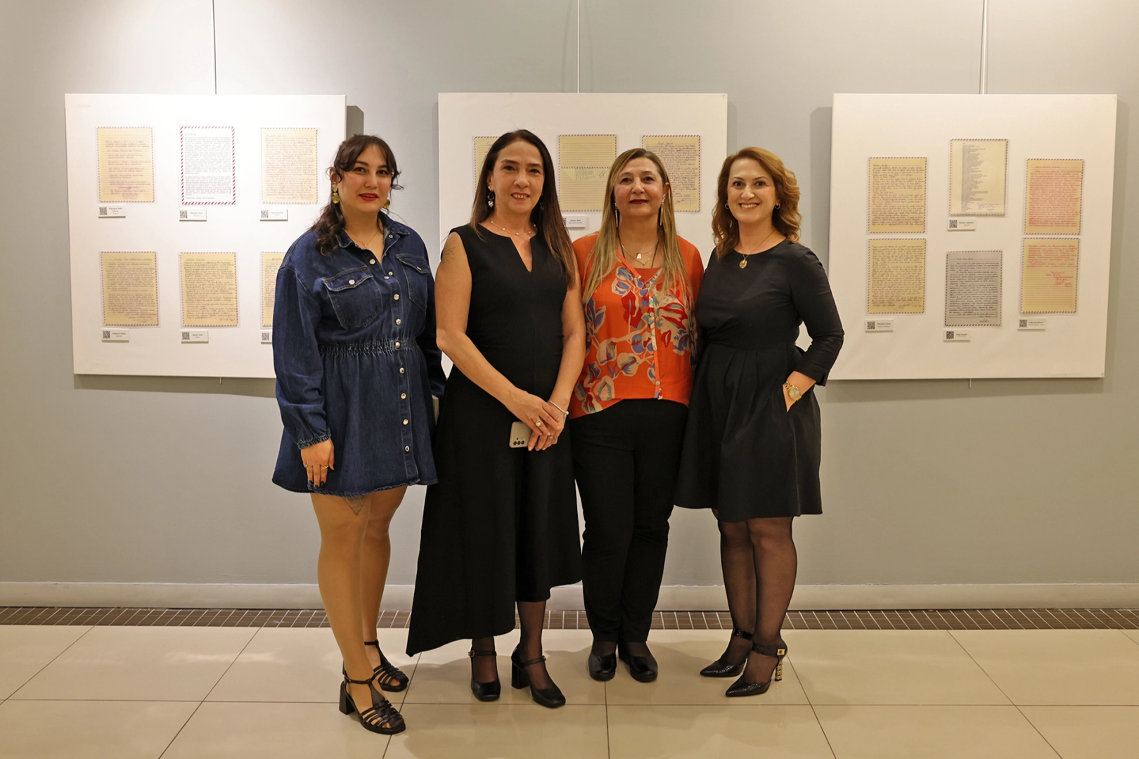 Mersin’de ustalardan genç kuşaklara seslenen mesajlar… “Konuşan Mektuplar” sergisi açıldı