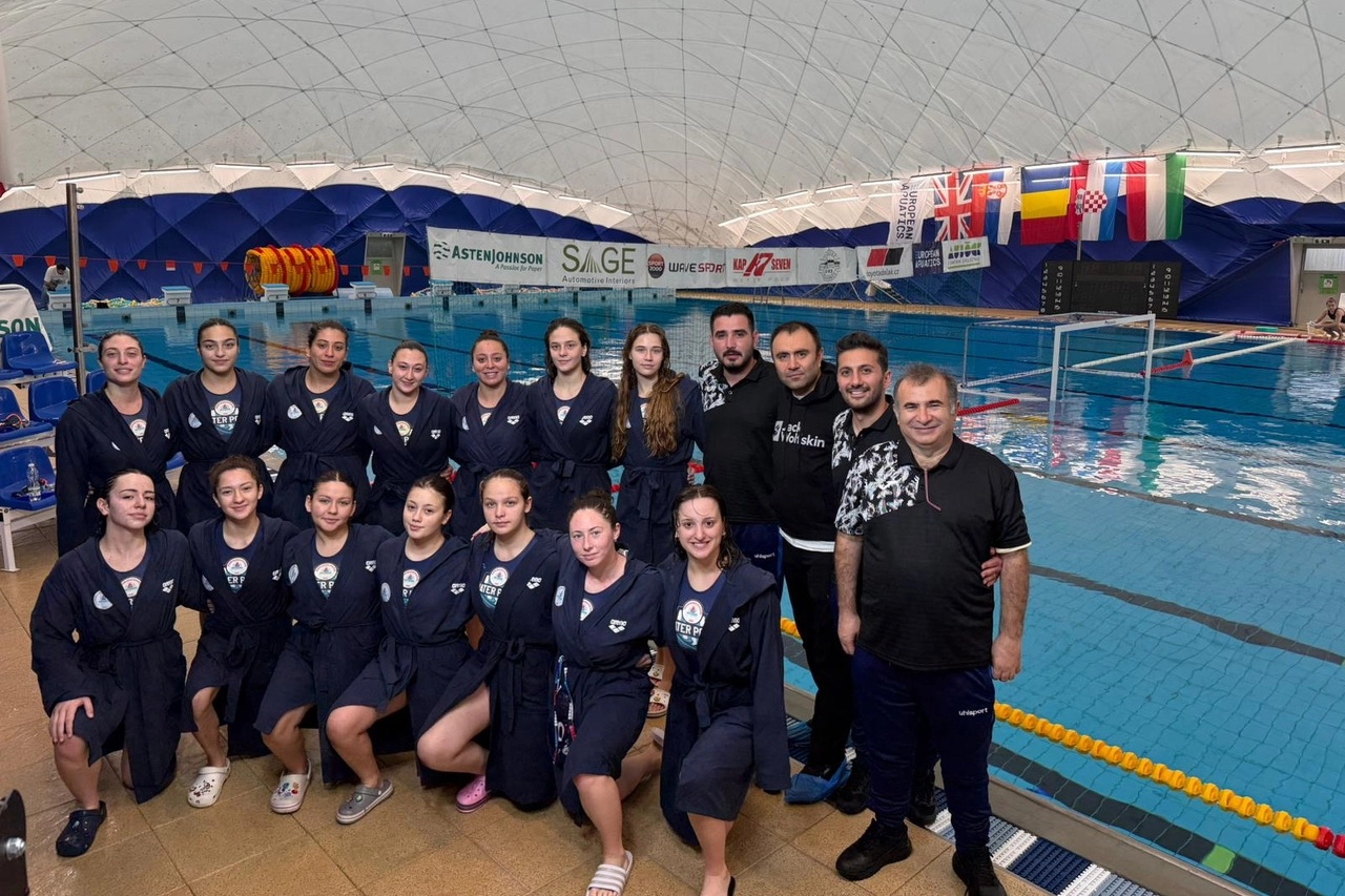 Nevşehir Belediyesi SK Kadın Sutopu Takımı’ndan tarihi başarı