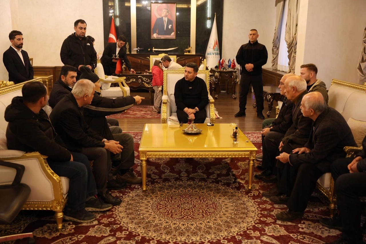 Nevşehirliler makamında Başkan Arı’yla buluştu