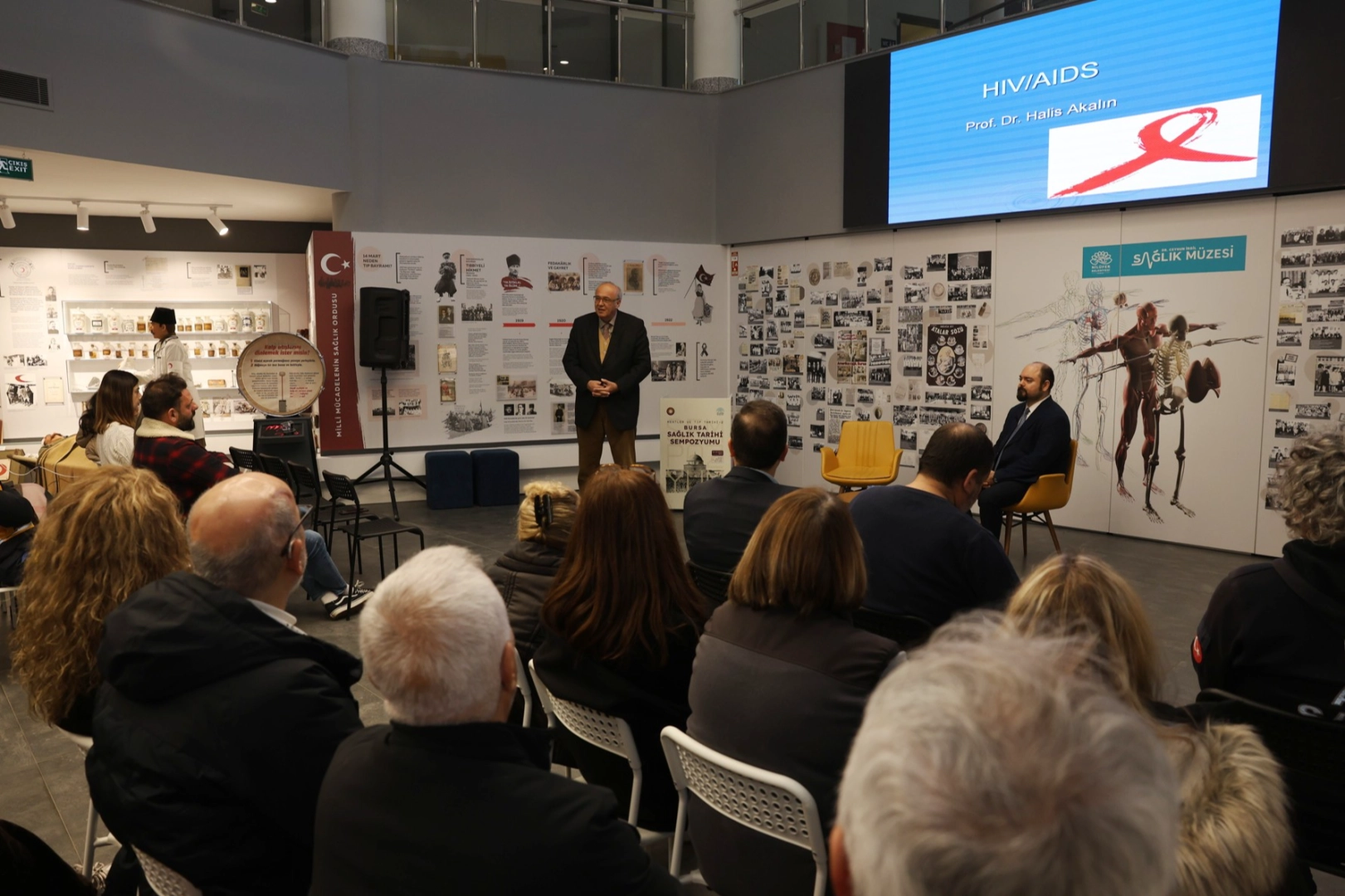 Nilüfer’de HIV hastalığı ele alındı