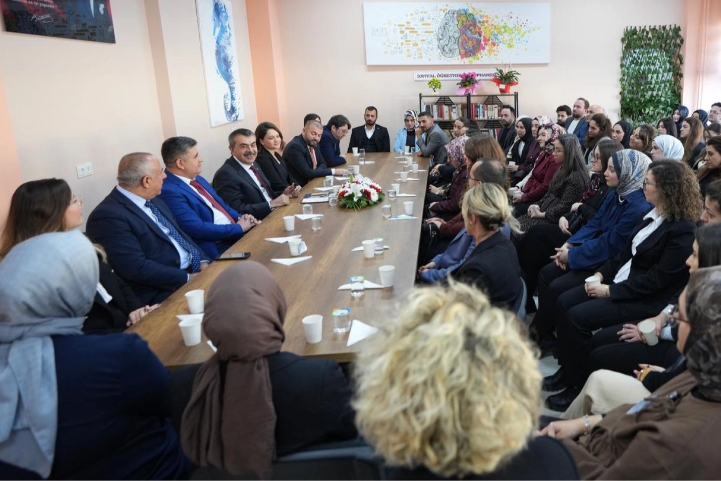 Öğretmenler için meslekte kariyer basamakları kılavuzu yayımlandı