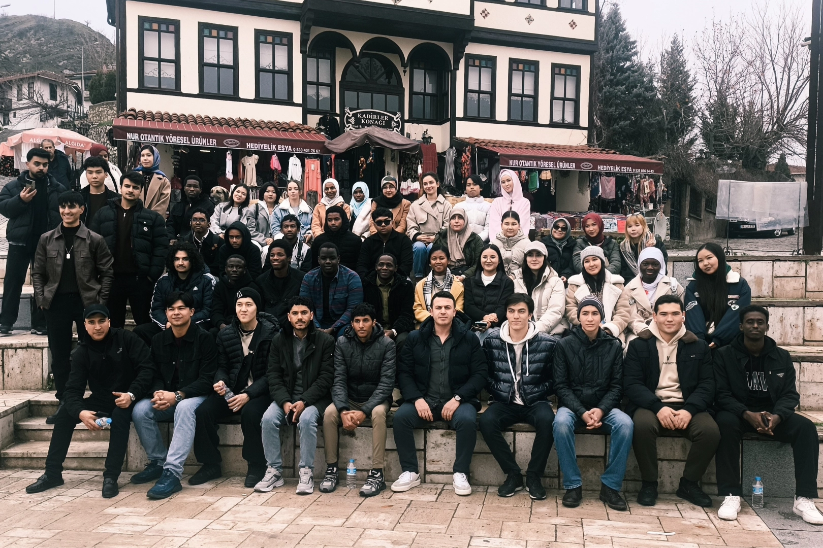 Sakarya’da öğrenciler tarihi ve doğal mekanları keşfetti