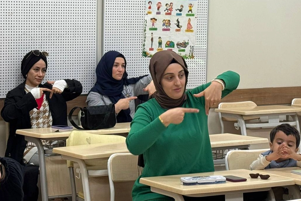 Sakarya’da Türk İşaret Dili kursu tamamlandı