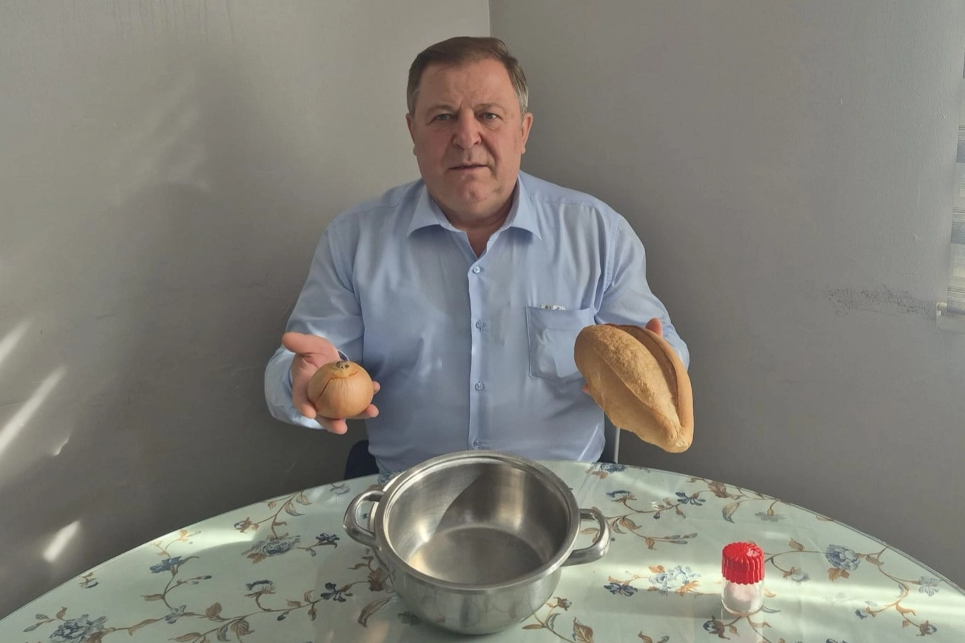 TÜED Uludağ’dan ‘asgari’ isyan: Emekli ekmek-soğana muhtaç!