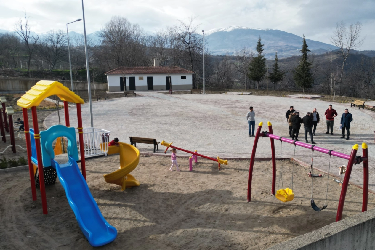 Bursa İnegöl’de Sarıpınar’a yeni meydan