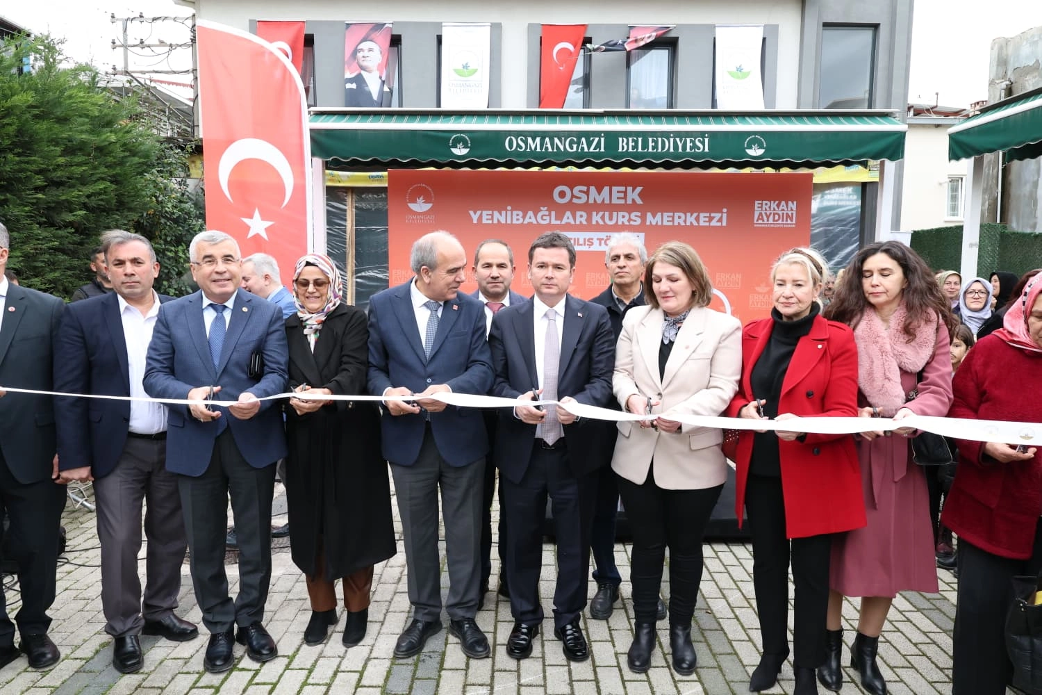 Bursa Osmangazi’de mahalleli talep etti Başkan Aydın yerine getirdi