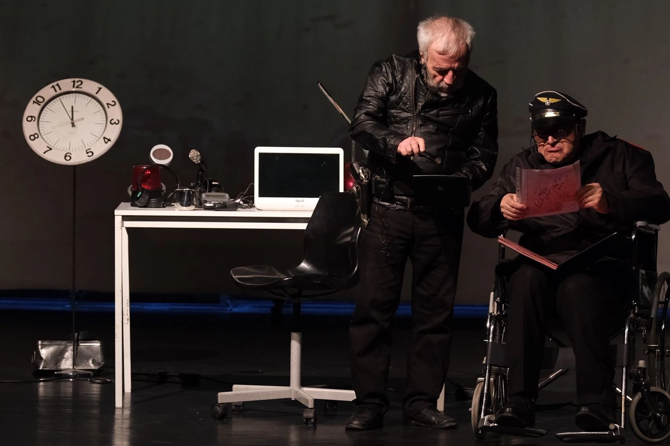 Bursa Yıldırım’da tiyatro gösterisiyle sanatseverler buluştu