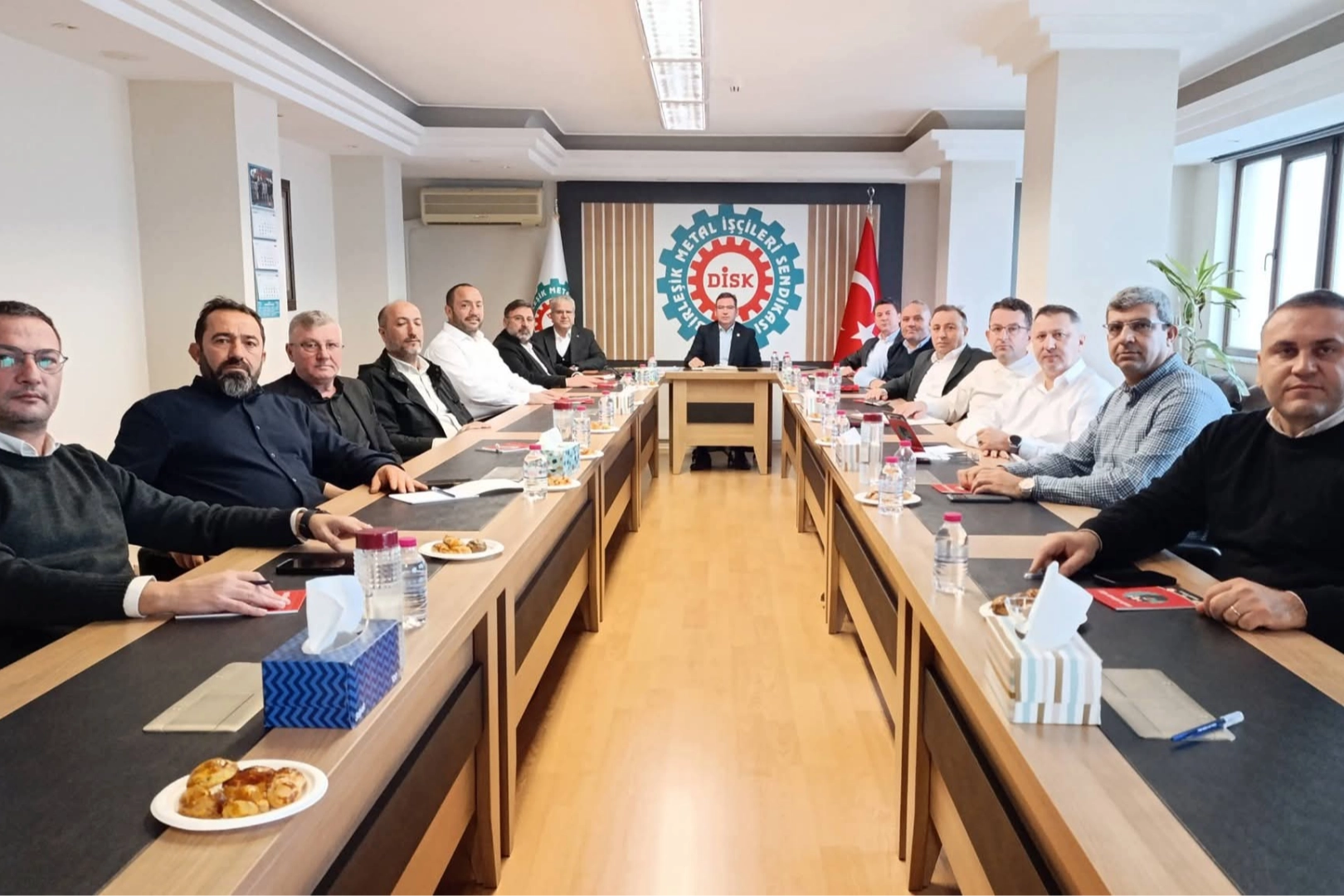 DİSK’ten MESS’e karşı eylem takvimi belli oldu