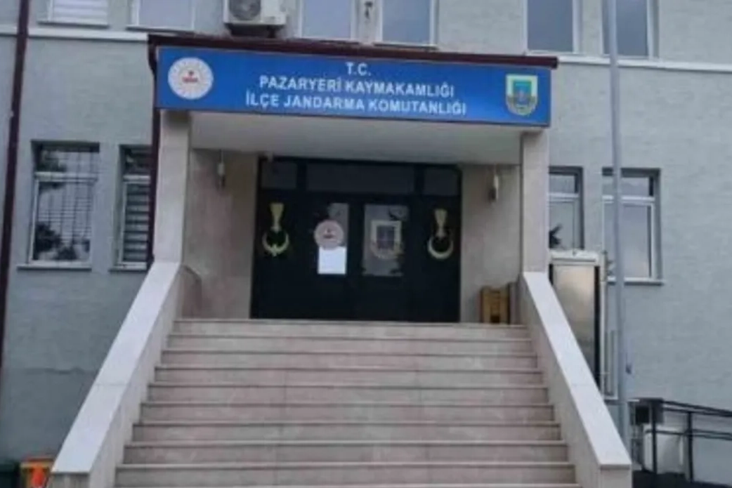 Dolandırılan yaşlı kadının paralarını JASAT teslim etti