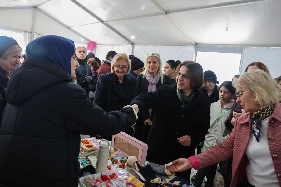 İstanbul Maltepe’de ‘Kadın El Emeği Pazarı’ açıldı