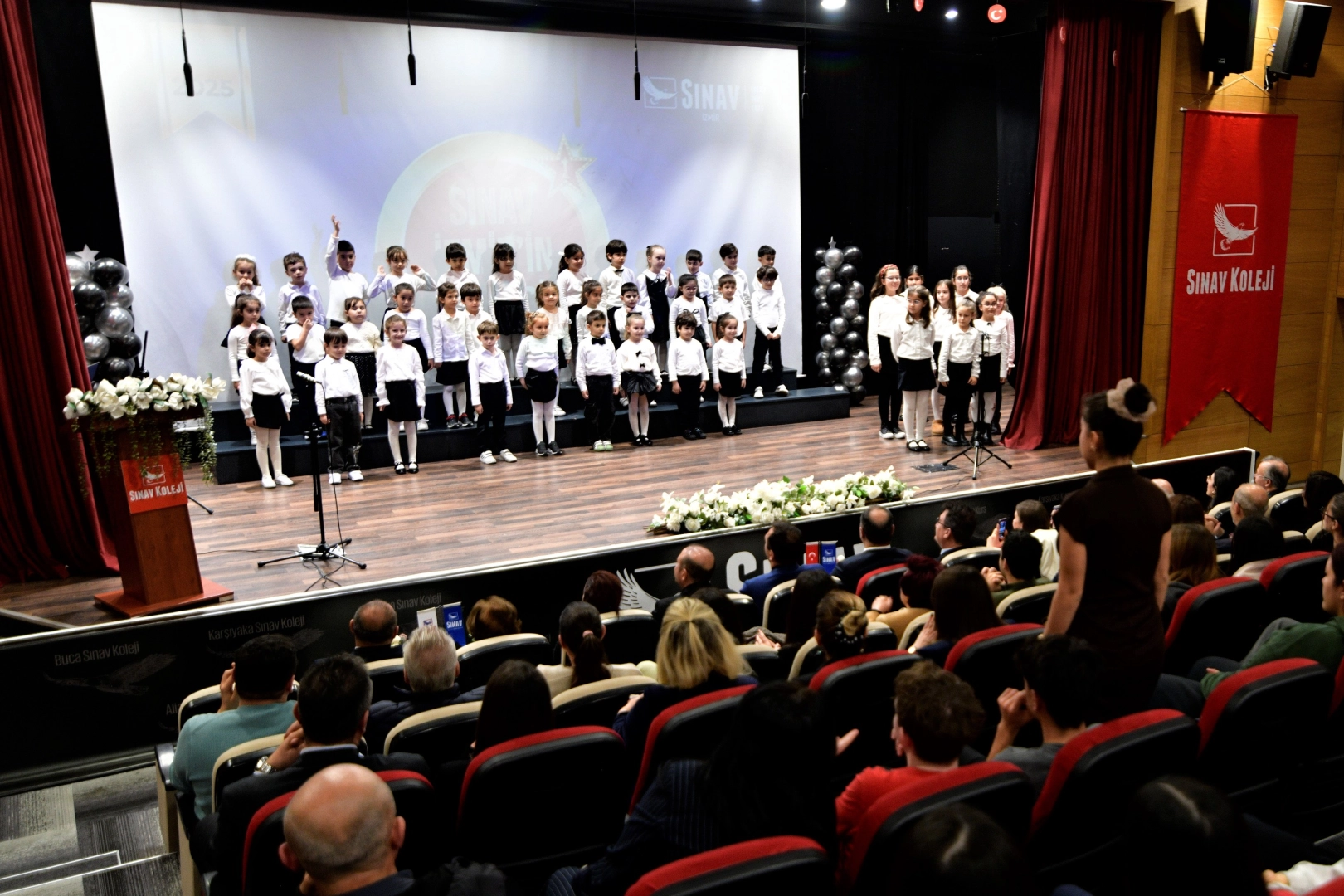 İzmir Bornova’da öğrencilerin oylarıyla gelen birincilik