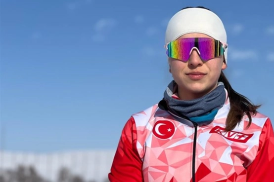 Kış Olimpiyatları’na katılan milli kayakçılara Bakan Bak’tan tebrik mesajı
