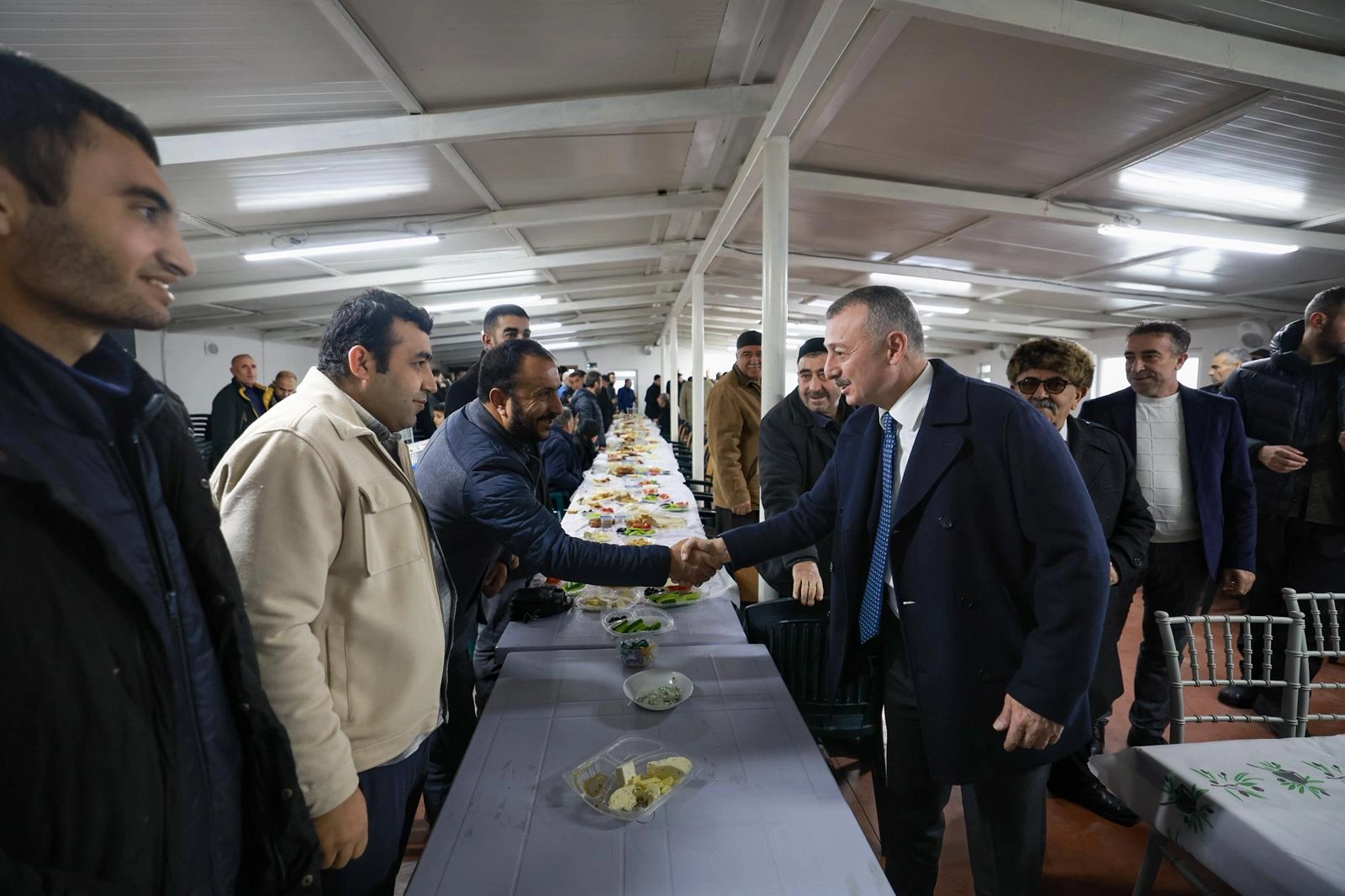 Kocaeli’de Başkan Büyükakın’a Vanlılardan sıcak karşılama