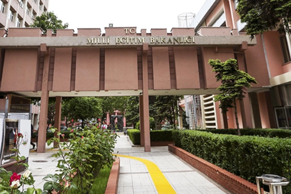 MEB’den ‘özel program uygulayan okullara öğrenci seçimi’ haberlerine yalanlama