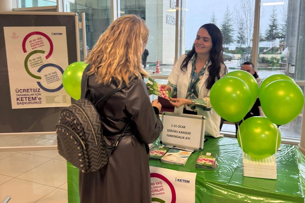 Mudanya İlçe Sağlık’tan serviks kanseri için farkındalık standı