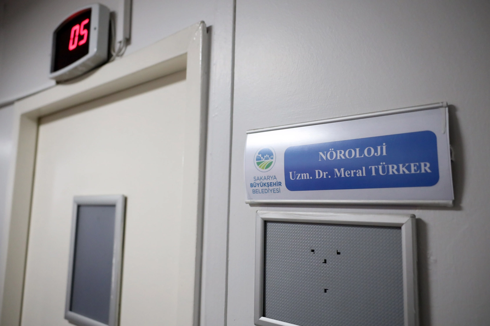 Sakarya Tıp Merkezi’nde nöroloji polikliniği hasta kabulüne başladı