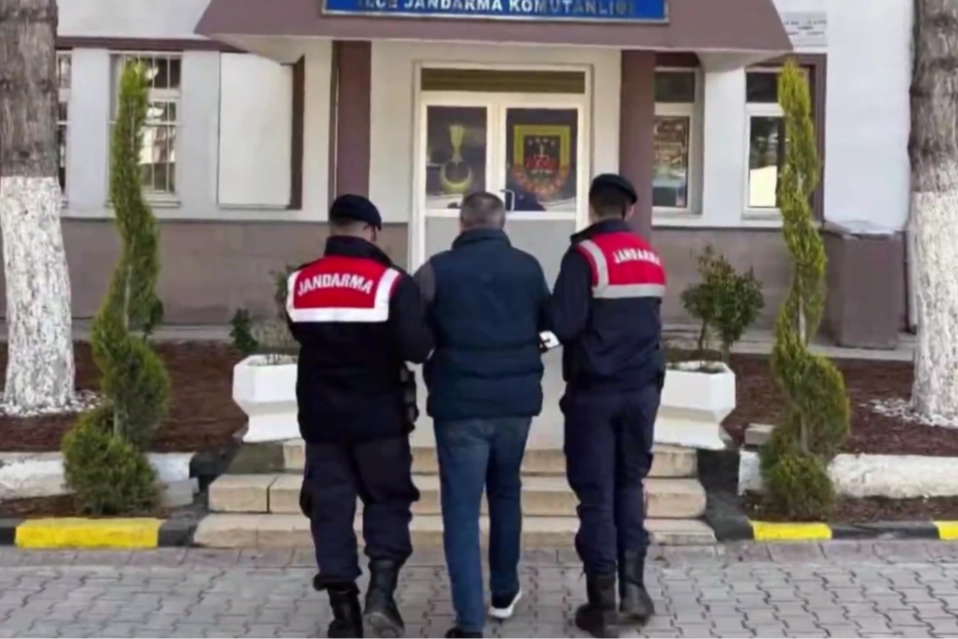 29 ilde FETÖ operasyonu: 63 gözaltı!