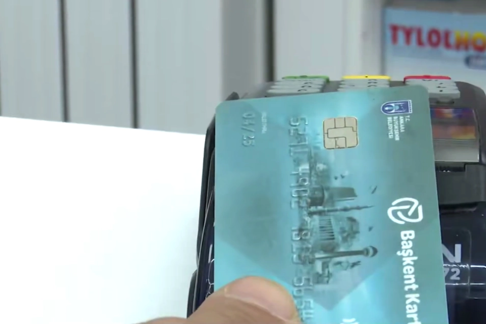 Ankara Büyükşehir’den emekli ve asgari ücretlilere ilaç desteği