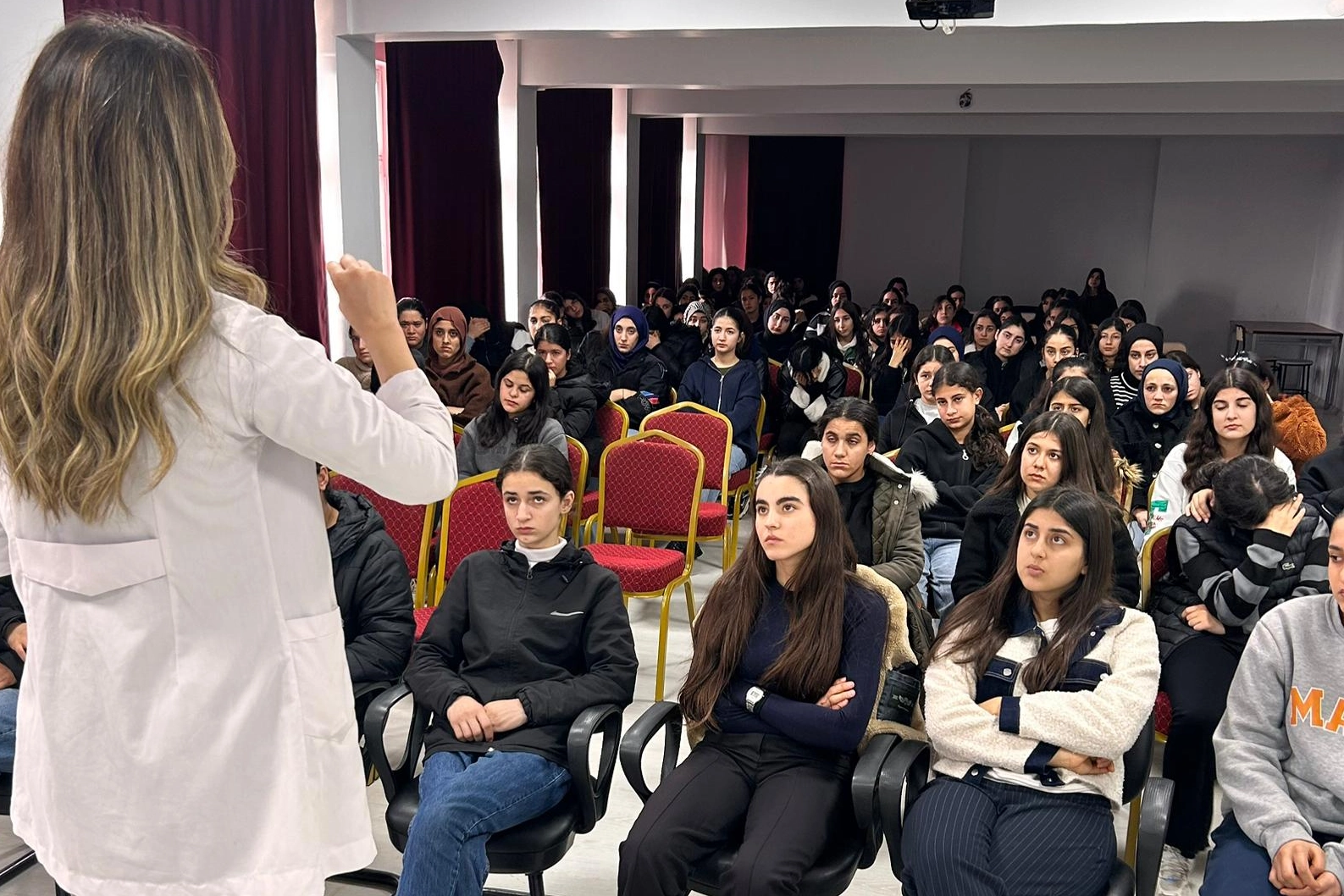 Batman Kozluk’ta ‘sağlıklı çocuk sağlıklı gelecek’ eğitimi