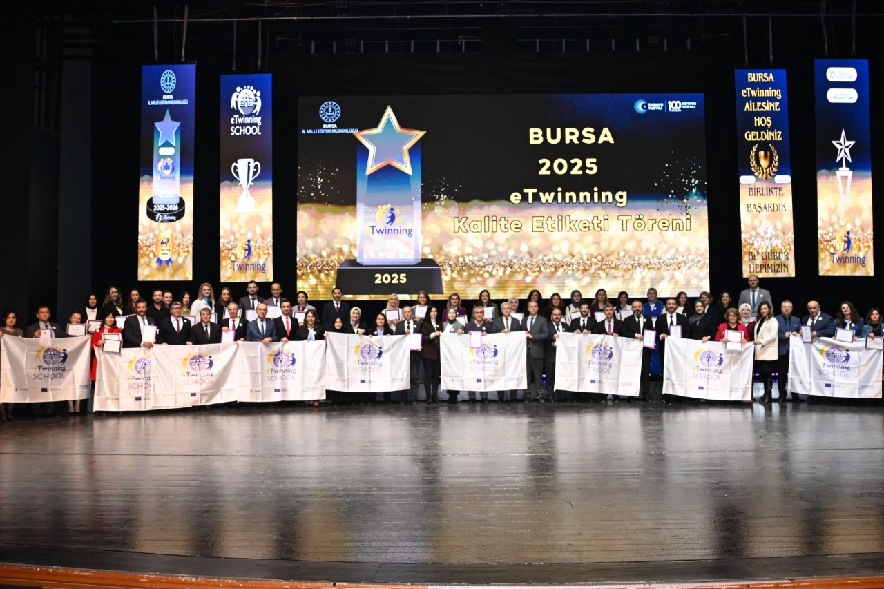 Bursa’da 700 öğretmene ‘eTwinning kalite etiketi’