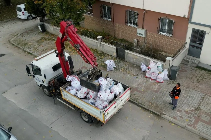 Bursa İnegöl’de atıklar belediye kontrolünde