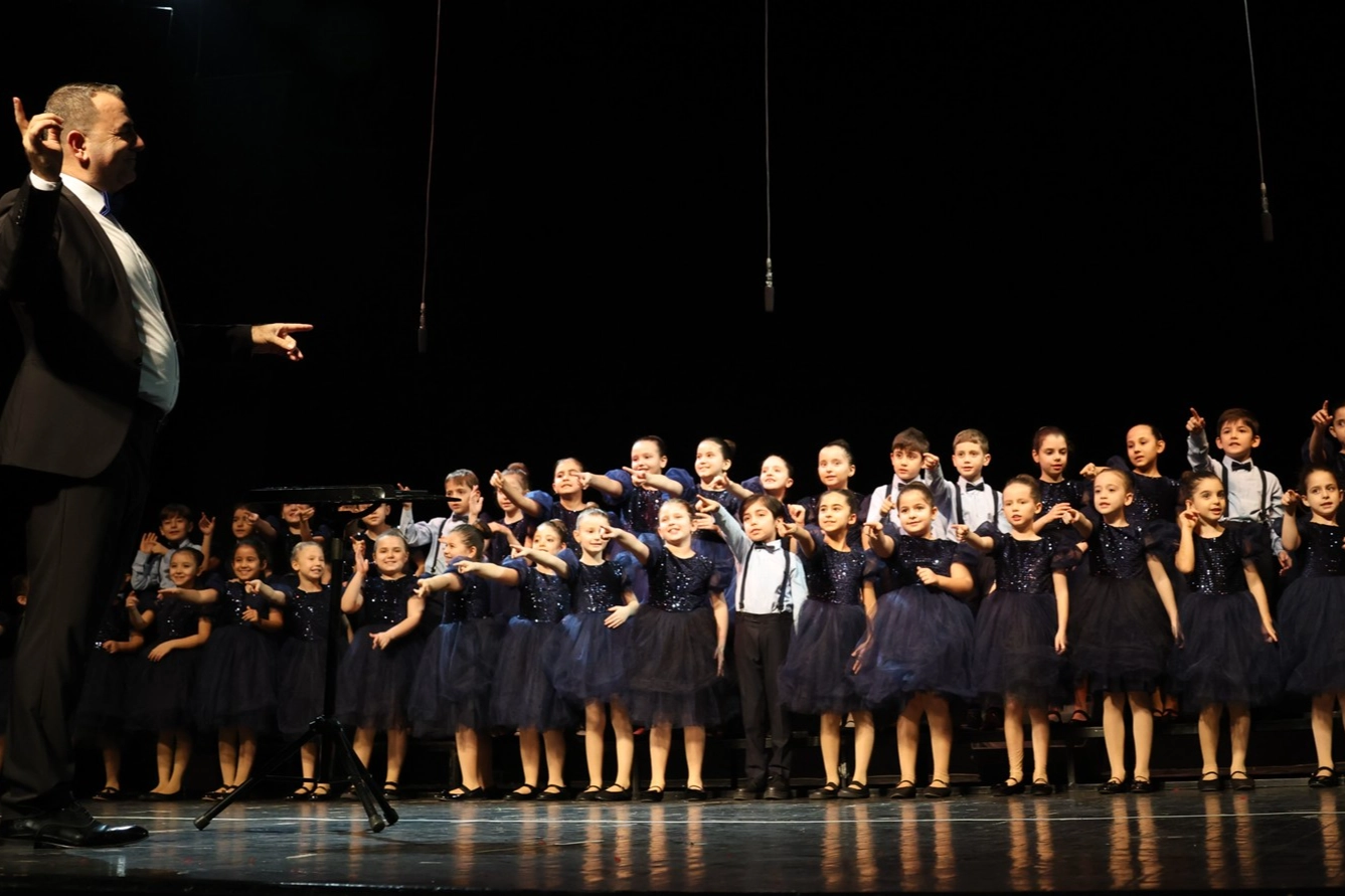 Bursa Nilüfer’de üç koro aynı sahnede buluştu