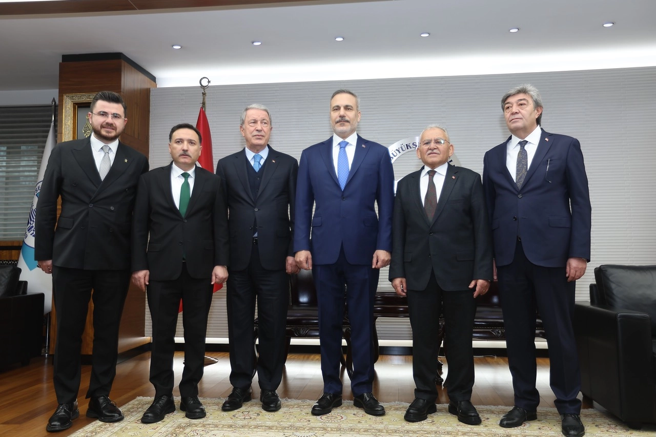 Dışişleri Bakanı Hakan Fidan’dan Kayseri çıkarması