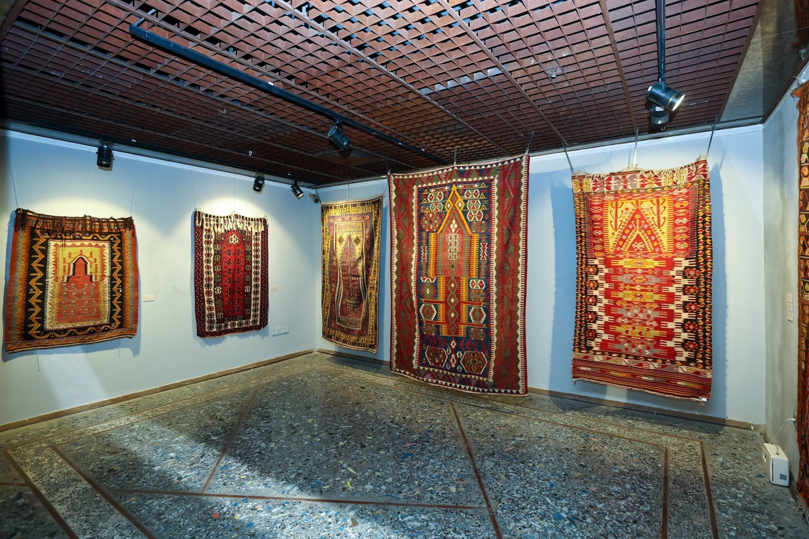 Gaziantep’te “Anadolu Seccadeleri” sergisi açıldı