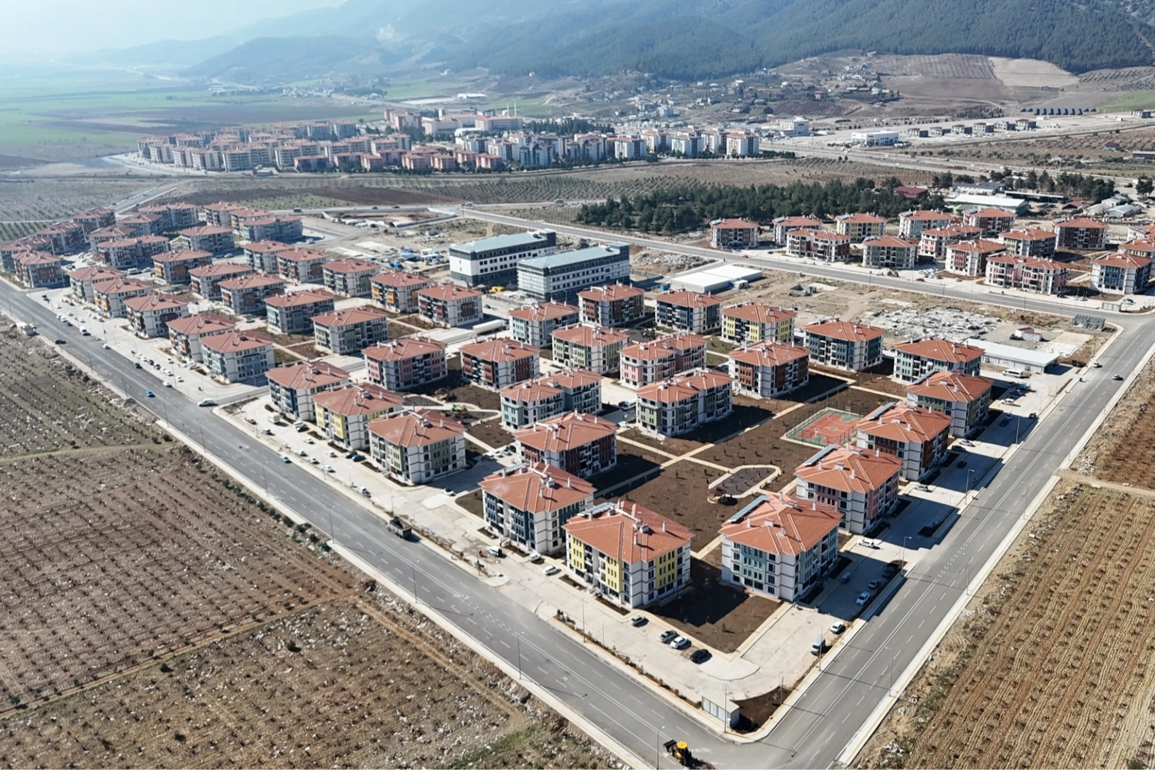 Gaziantep’te Nurdağı ve İslahiye yeniden ayağa kalkıyor