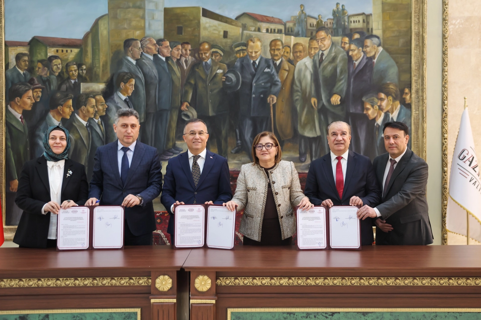 Gaziantep’te Türkiye’ye örnek sosyal destek… Hastalara refakatçi desteği başlıyor