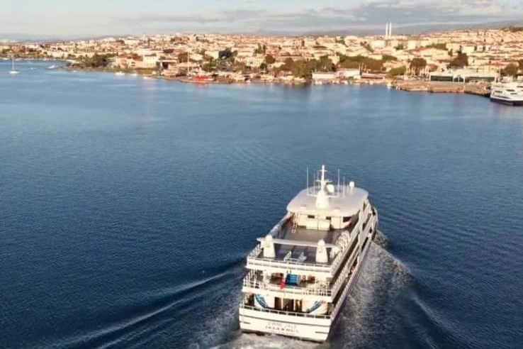 Midilli’ye Aliağa’dan yeni deniz hattı