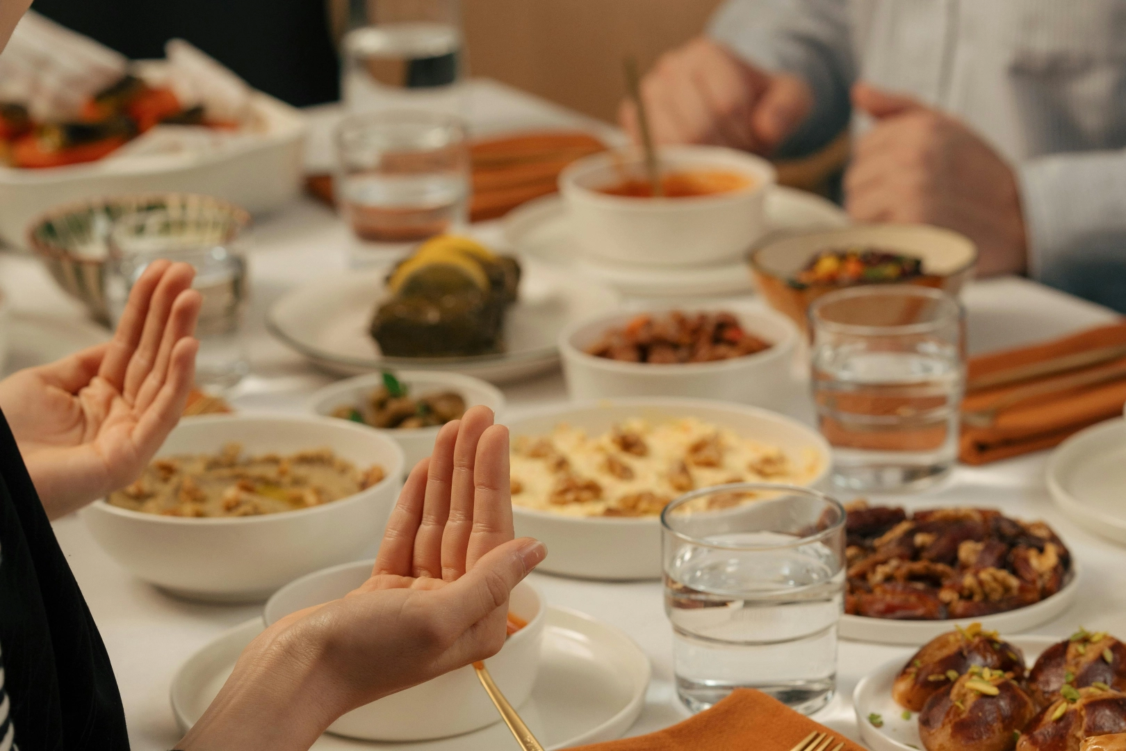 Ramazan’da mide sorunları ve halsizliği aşmak için altın tavsiyeler… Sahur sağlık için önemli mi?