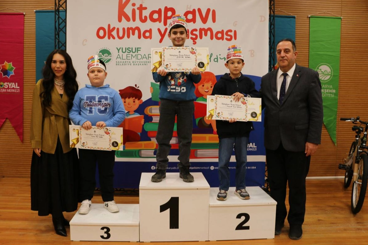 Sakarya’da ‘Kitap Avı’ ödüllendirdi