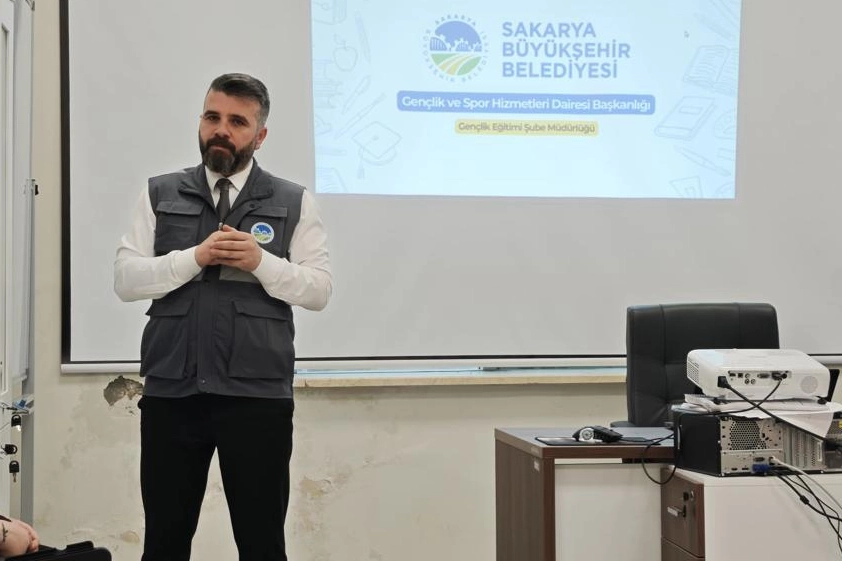 Sakarya’da gençlere madalya yolunda proje