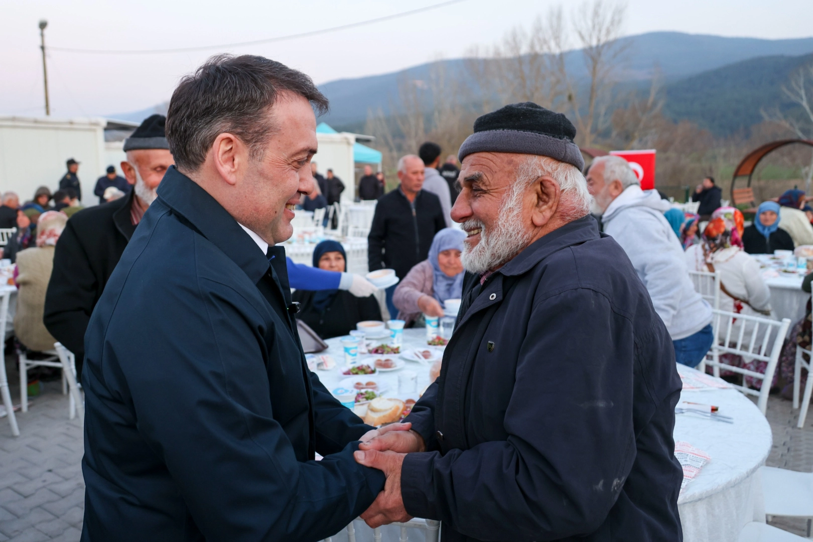 Bilecik’te Vali Sözer’den yangınzedelere anlamlı destek