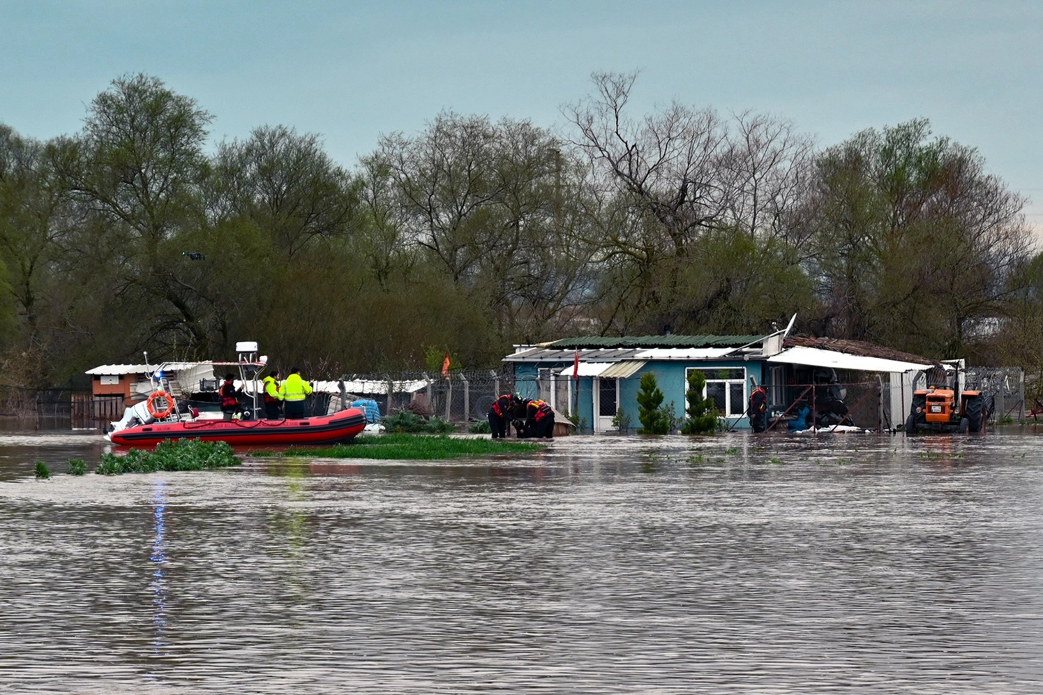 Bursa Karacabey’de Büyükşehir’den hayat kurtaran operasyon