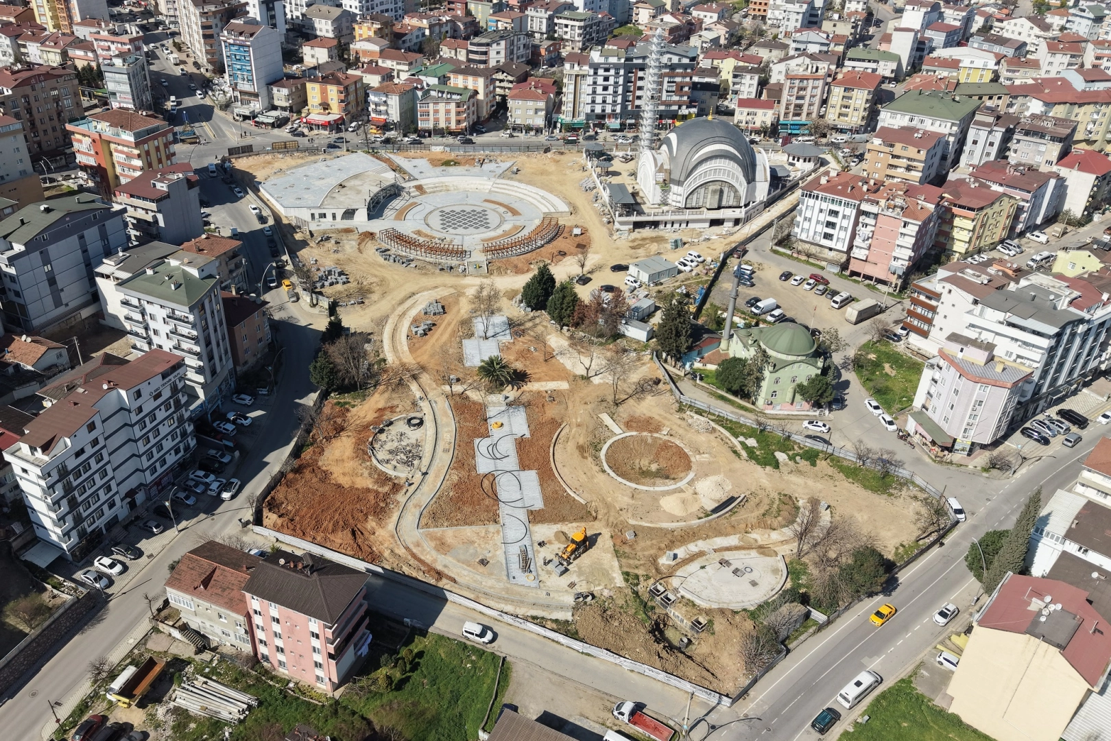 Çayırova’da Kent Meydanı ortaya çıkıyor