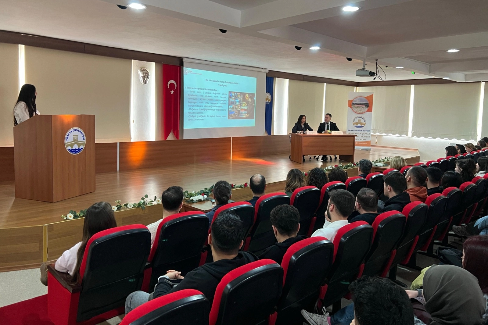 Edirne’de Keşan’da öğrencilere siber suç ve hesap kiralama uyarısı