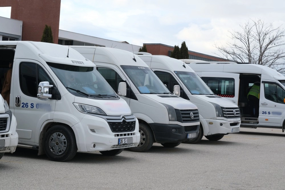 Eskişehir’de ‘S’ plakalı servis araçlarına uyarı