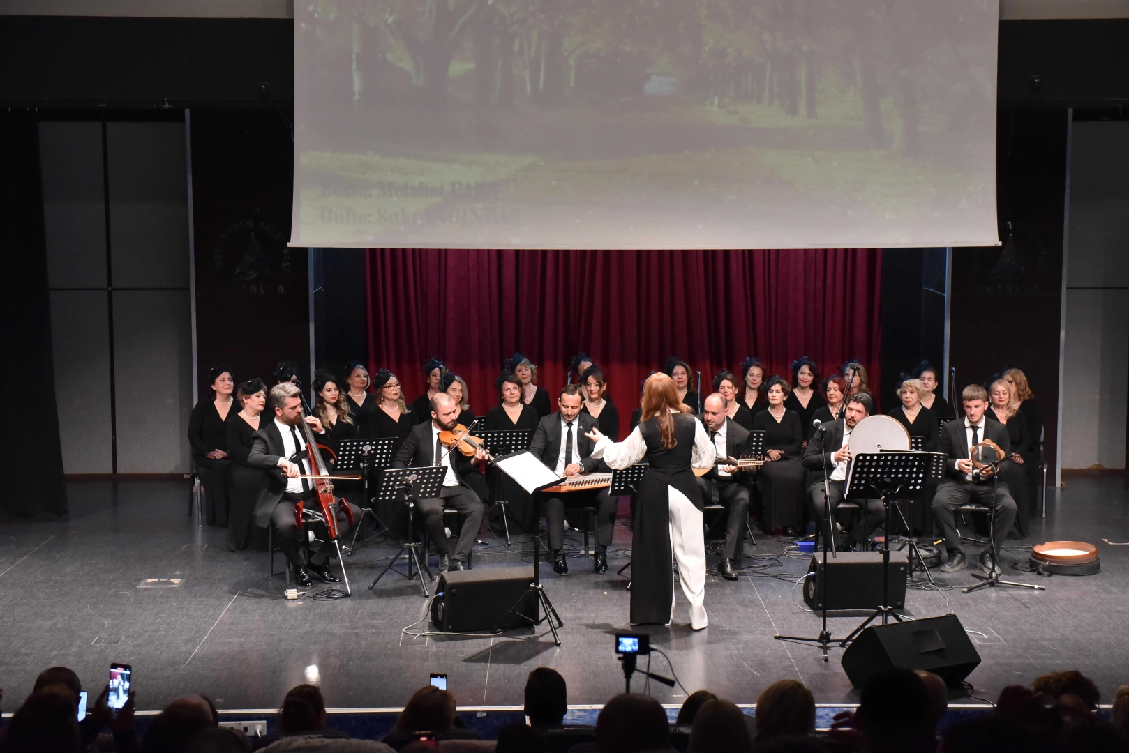 Kadın bestekarların eserleri seslendirildi