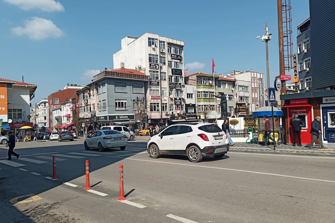 Keşan’da meydan ismi tartışması… Tekel Meydanı mı, Alparslan Türkeş Meydanı mı?