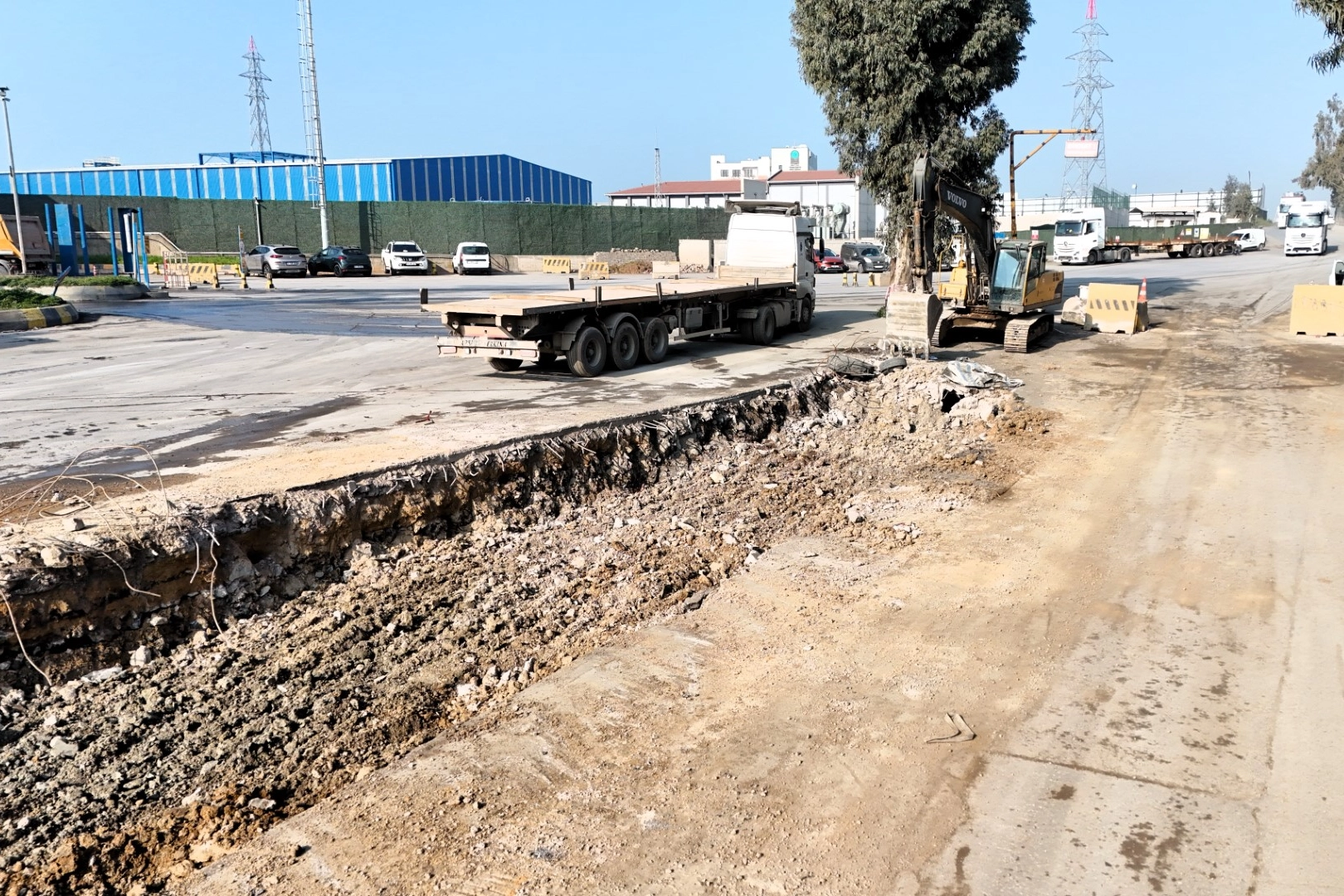 Kocaeli’de Darıca Dutluk Sokak’a üstyapı yenilemesi