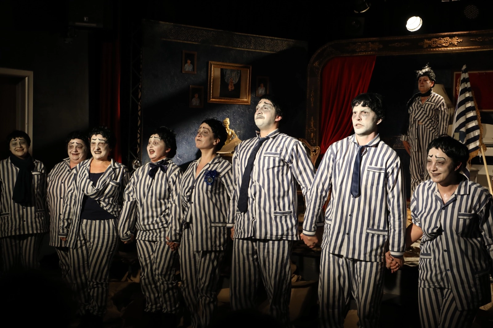 Kocaeli’de İzmit’in yeni sanat sahnesi açıldı